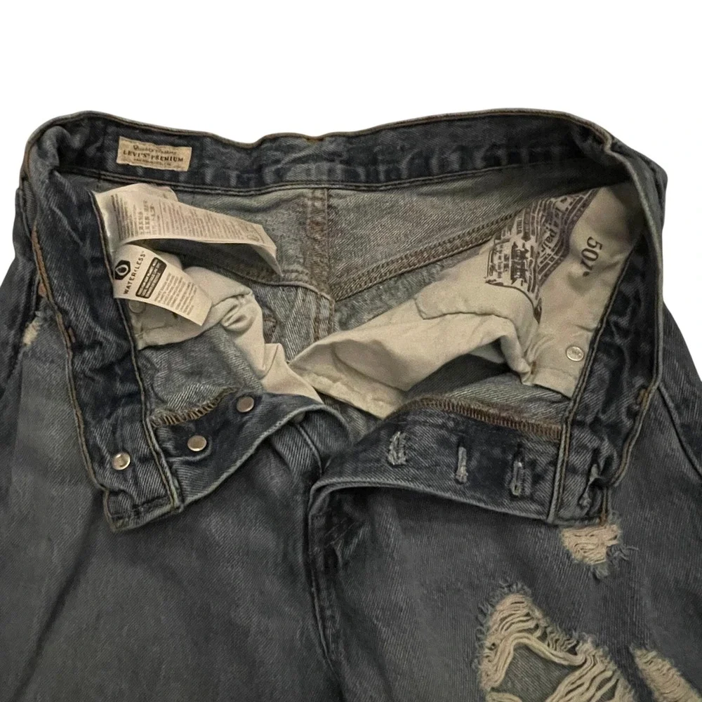 Levis Premium 501 Original Fit Distressed Jeans W28 L30 Blue Cotton Button Fly